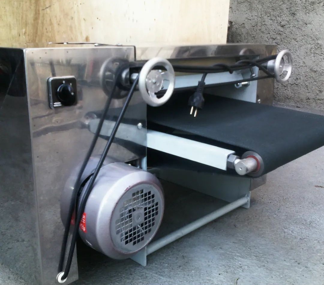 تولید وفروش دستگاه چانه پهن کن نانوایی